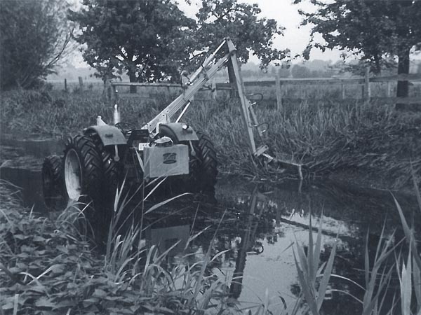 Gewässermäharbeiten 1960er Jahre