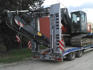 Transport der mobilen Einsatzmaschinen